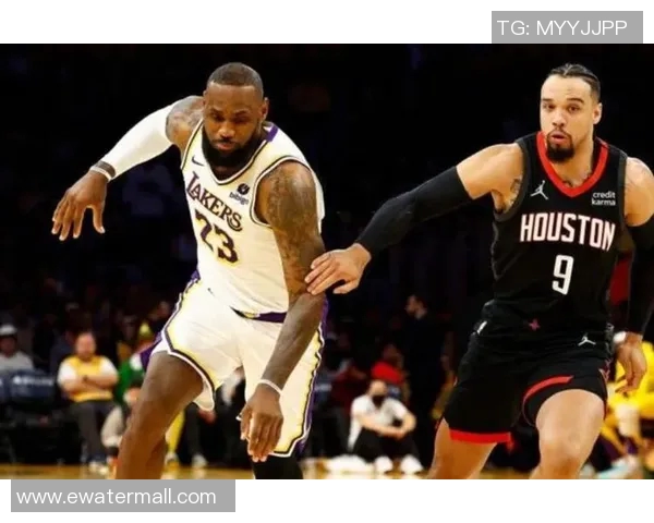 老鹰队与湖人激战正酣谁能在这场对决中笑到最后