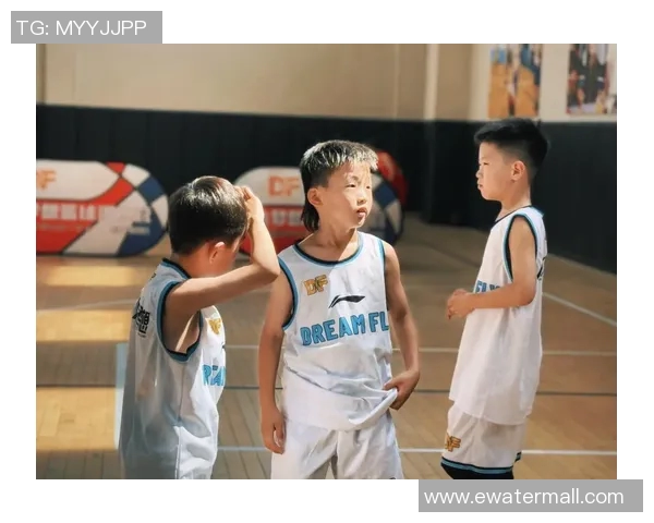 小迈克尔波特的成长之路与篮球梦想的追逐之旅 小迈克尔波特的成长之路与篮球梦想的追逐之旅