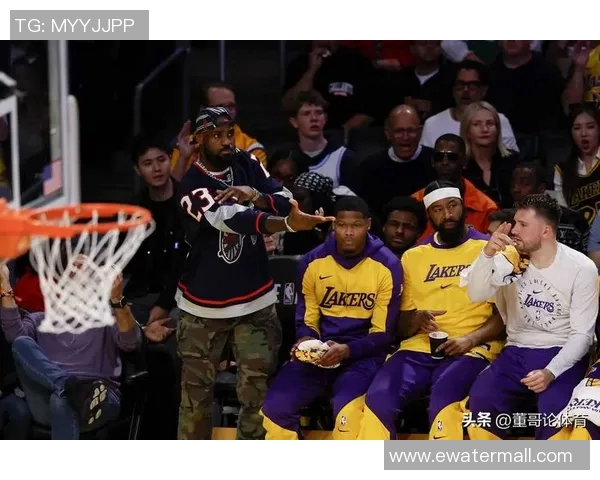 湖人对决掘金精彩回顾与赛后分析全方位解读球队表现与战术布局 湖人对决掘金精彩回顾与赛后分析全方位解读球队表现与战术布局