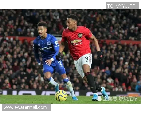 熊本深红与湘南海洋的激烈对决展现足球魅力与团队精神的巅峰之战 熊本深红与湘南海洋的激烈对决展现足球魅力与团队精神的巅峰之战