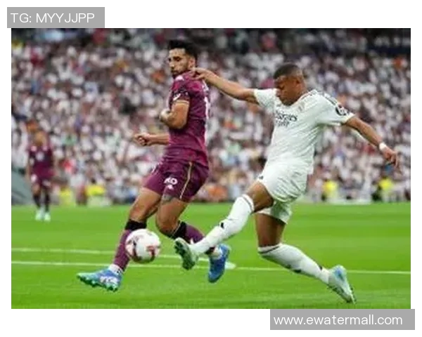 皇马迎战瓦伧西亚争夺欧冠小组赛关键胜利的激烈对决 皇马迎战瓦伧西亚争夺欧冠小组赛关键胜利的激烈对决