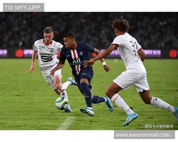 雷恩与巴黎对决大名单揭晓球星齐聚期待精彩赛事 雷恩与巴黎对决大名单揭晓球星齐聚期待精彩赛事