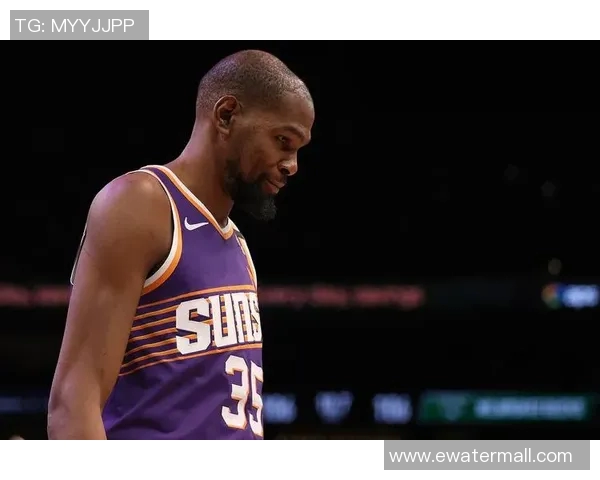 休斯敦火箭队与雷霆的激烈对决揭示NBA季后赛的无限可能性 休斯敦火箭队与雷霆的激烈对决揭示NBA季后赛的无限可能性